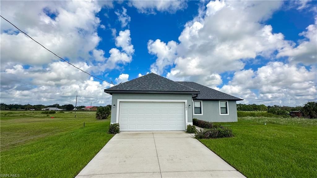 1083 Calico ST, LABELLE, FL 33935 — exterior