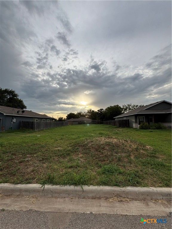 612 Briggs Street, Lampasas, TX 76550
