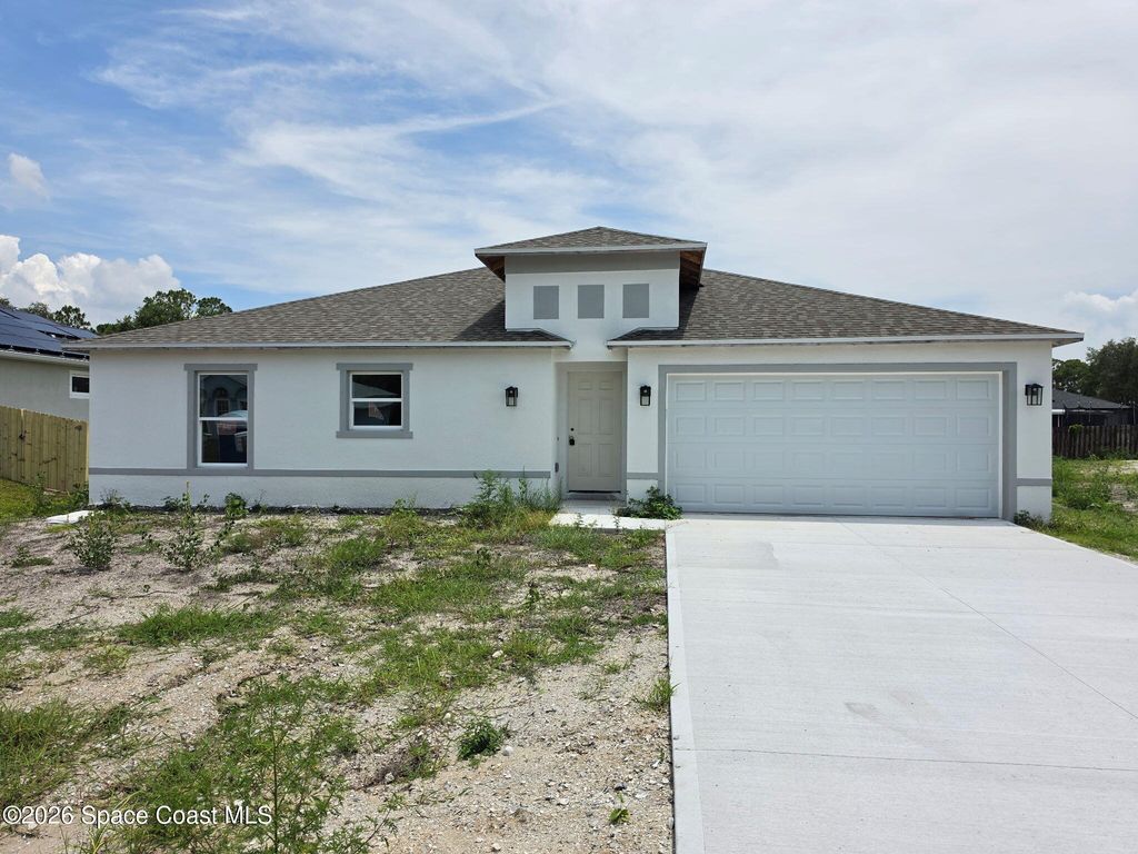 1150 Kareena Street NW, Palm Bay, FL 32907