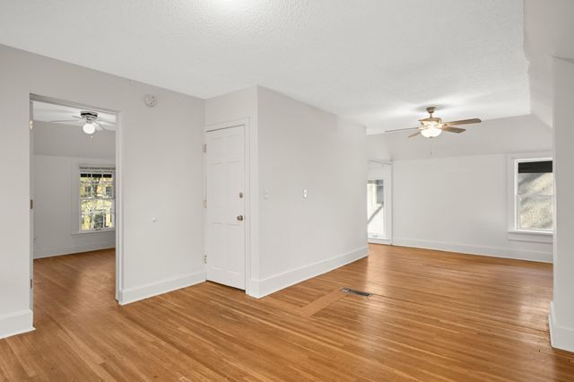 3217 Dupont Avenue S, Minneapolis, MN 55408