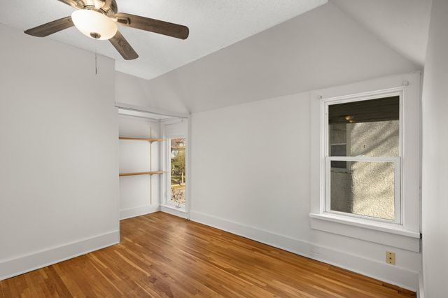 3217 Dupont Avenue S, Minneapolis, MN 55408