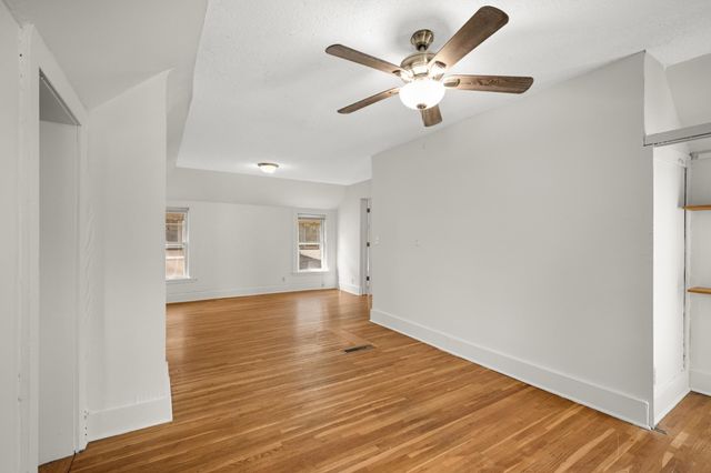 3217 Dupont Avenue S, Minneapolis, MN 55408