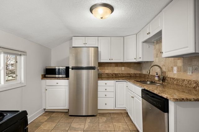 3217 Dupont Avenue S, Minneapolis, MN 55408