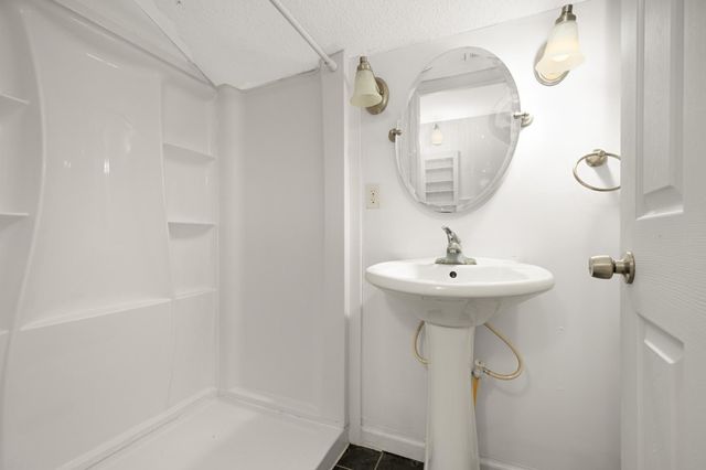 3217 Dupont Avenue S, Minneapolis, MN 55408