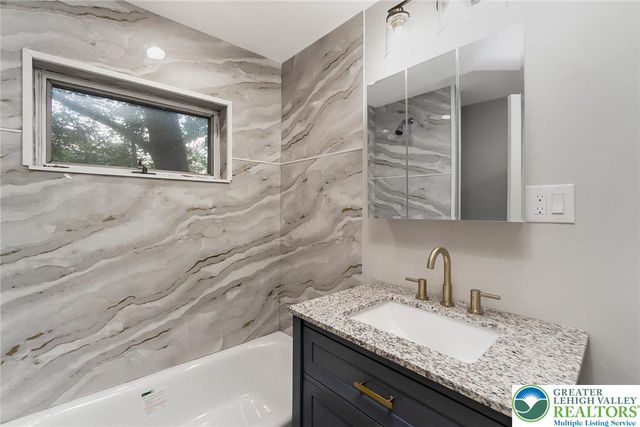 226 Fern Street, Jim Thorpe Boro, PA 18229