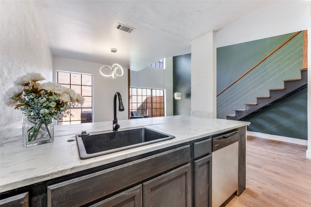 5100 Verde Valley Lane 106, Dallas, TX 75254