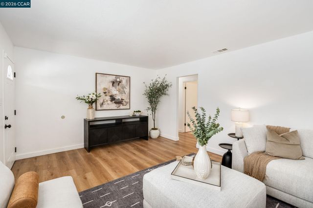 2913 Plumleigh Ave, Antioch, CA 94509