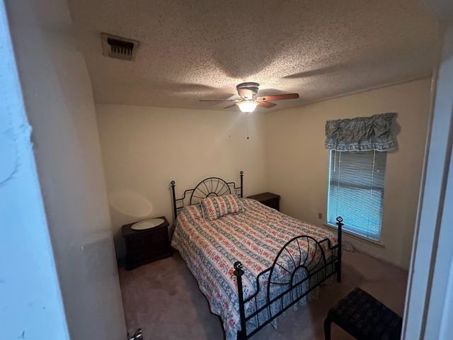 2517 Lawnview Drive, Carrollton, TX 75006