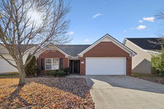 3741 Southbend Dr, Murfreesboro, TN 37128