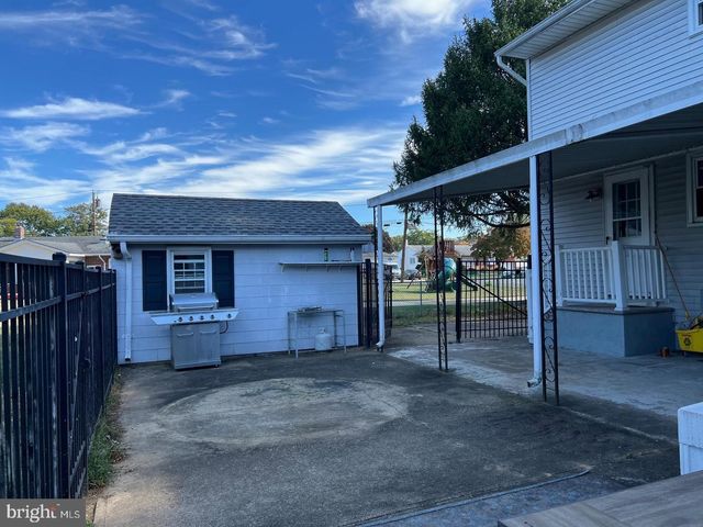 4 PASO DR, Trenton, NJ 08619