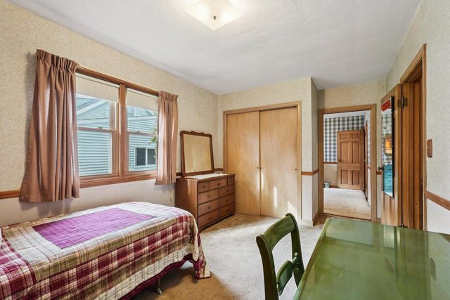 1343 Hillside DRIVE, Waukesha, WI 53186