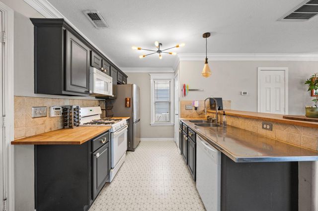 1324 Cleveland Street, Houston, TX 77019