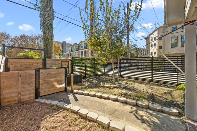 1324 Cleveland Street, Houston, TX 77019