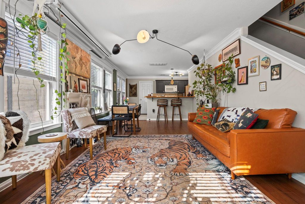 1324 Cleveland Street, Houston, TX 77019