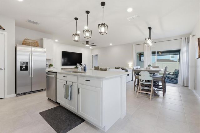 2113 CANOPY TERRACE BOULEVARD, Deland, FL 32724