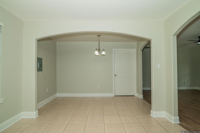 16506 Stephanie Ave, Baton Rouge, LA 70819