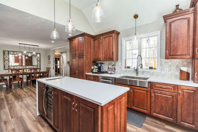 13 Johnson Street, Windham, NH 03087