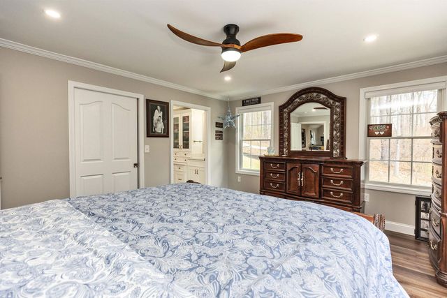 13 Johnson Street, Windham, NH 03087