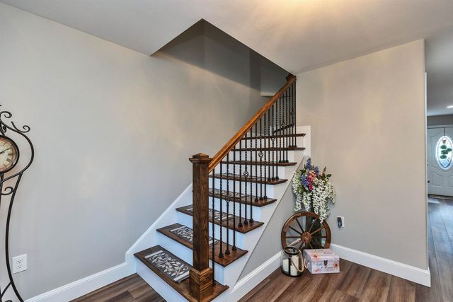13 Johnson Street, Windham, NH 03087