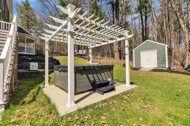 13 Johnson Street, Windham, NH 03087