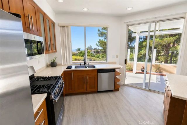 19381 Cascade Drive, Lake Forest, CA 92679