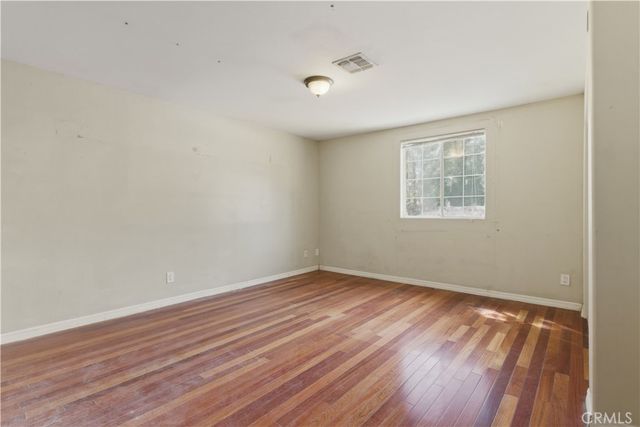 15000 Hamlin Street, Van Nuys, CA 91411