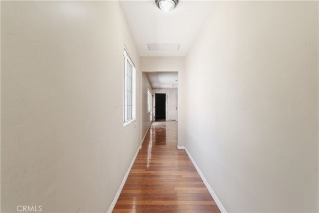 15000 Hamlin Street, Van Nuys, CA 91411