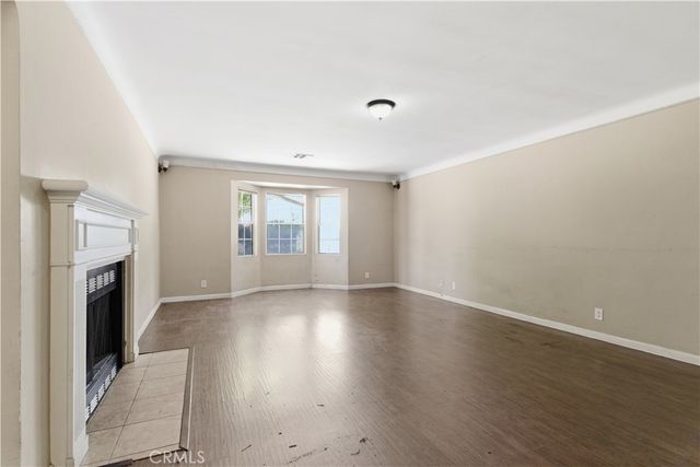 15000 Hamlin Street, Van Nuys, CA 91411