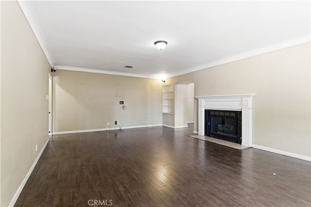 15000 Hamlin Street, Van Nuys, CA 91411