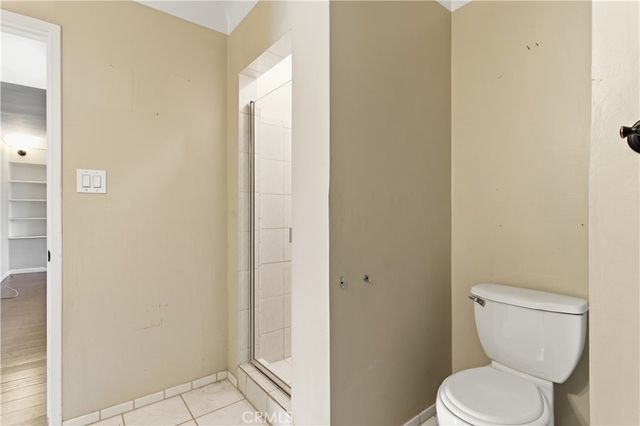 15000 Hamlin Street, Van Nuys, CA 91411