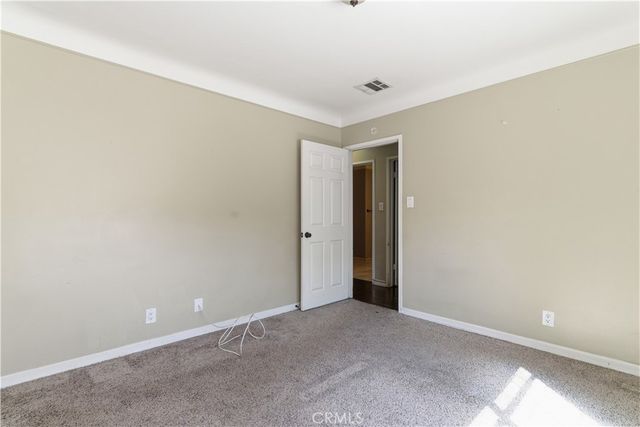 15000 Hamlin Street, Van Nuys, CA 91411