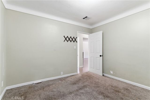 15000 Hamlin Street, Van Nuys, CA 91411