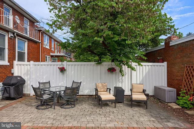 937 FOUNTAIN AVE, Lancaster, PA 17601