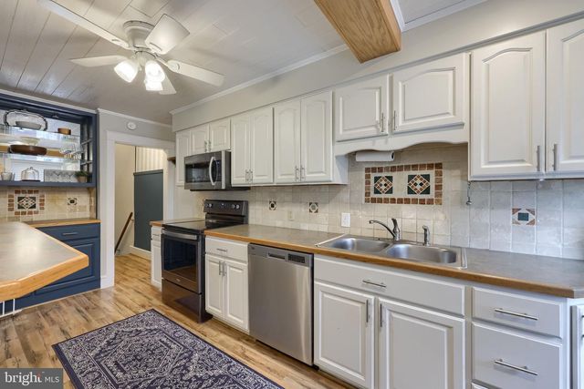 937 FOUNTAIN AVE, Lancaster, PA 17601
