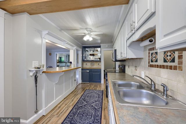937 FOUNTAIN AVE, Lancaster, PA 17601