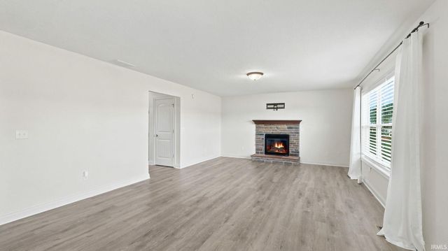 1360 Gateway Trail, Fort Wayne, IN 46845