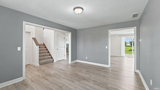 1360 Gateway Trail, Fort Wayne, IN 46845
