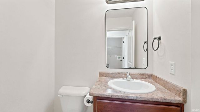 1360 Gateway Trail, Fort Wayne, IN 46845