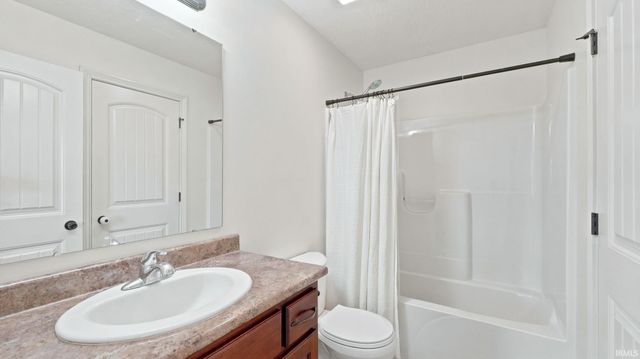 1360 Gateway Trail, Fort Wayne, IN 46845