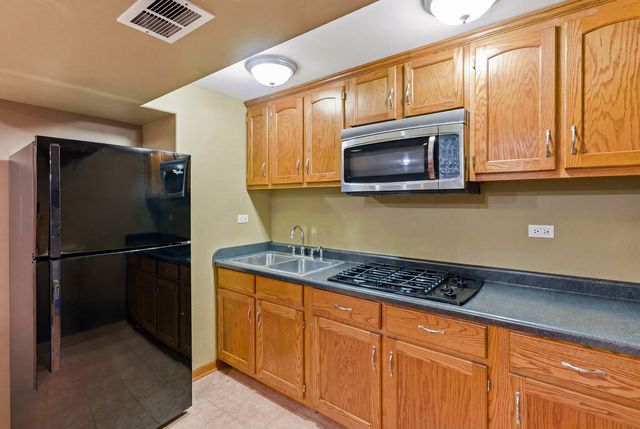 15726 Menominee Court, Manhattan, IL 60442