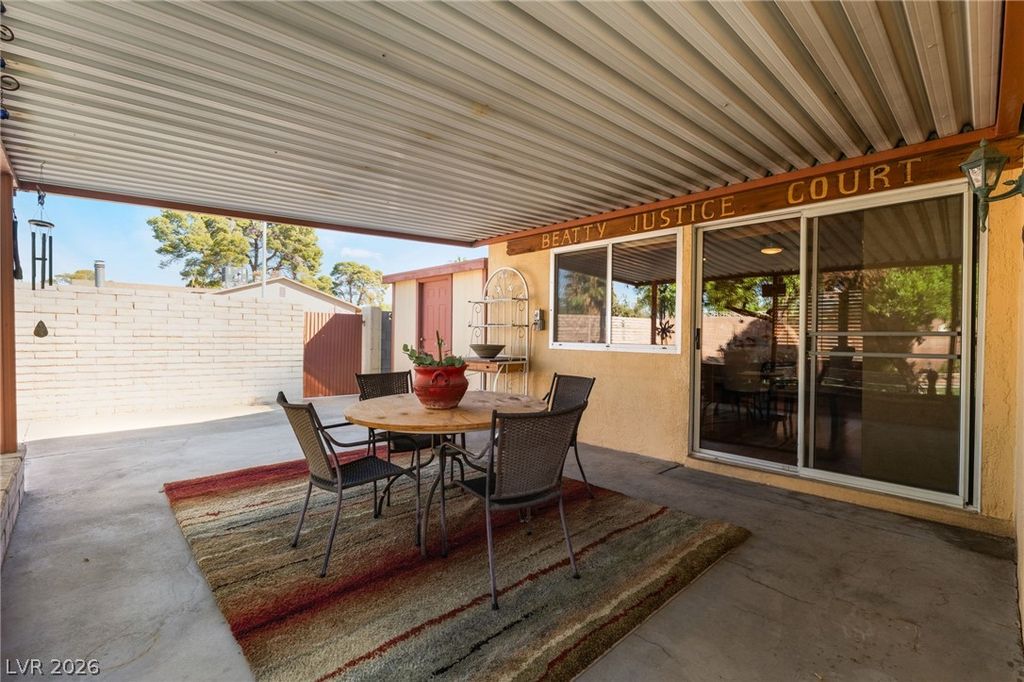 921 Macfarlane Street, Las Vegas, NV 89101 — photo 3