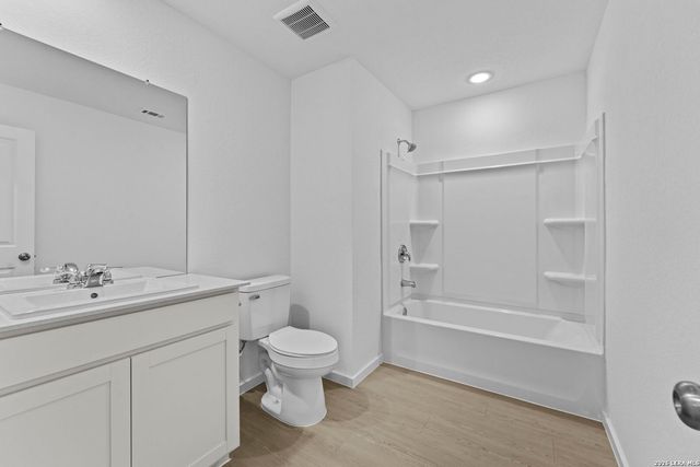 2068 Powell Place, Converse, TX 78109