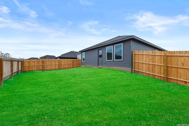 2068 Powell Place, Converse, TX 78109