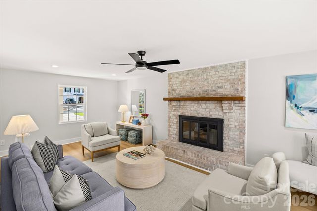 417 Regency Drive, Charlotte, NC 28211