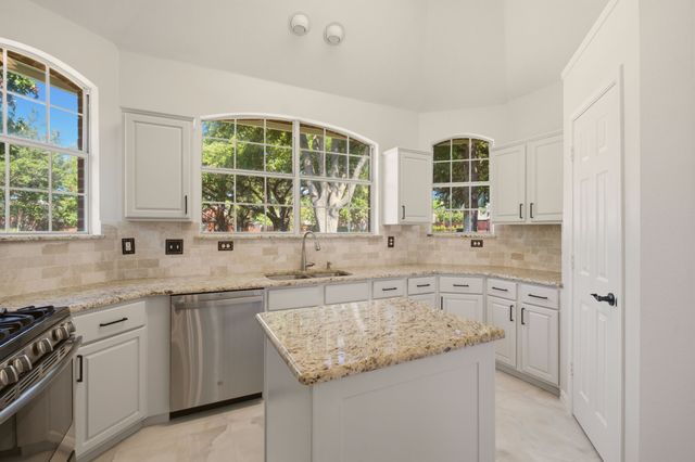 3277 Green Court, Plano, TX 75023