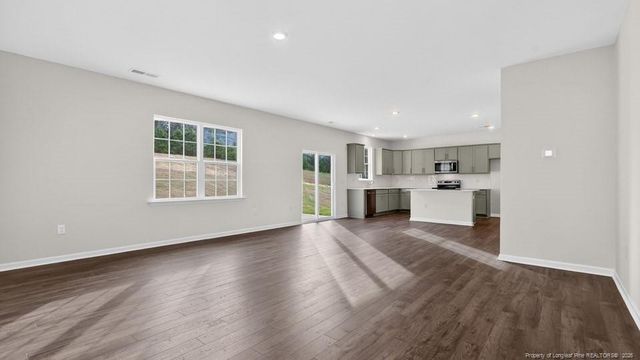 706 Lazy Elm Lane, Aberdeen, NC 28315