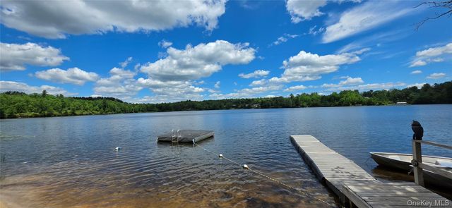 1192 State Route 52 2 A, Loch Sheldrake, NY 12759