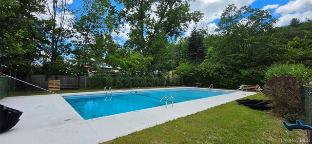 1192 State Route 52 2 A, Loch Sheldrake, NY 12759