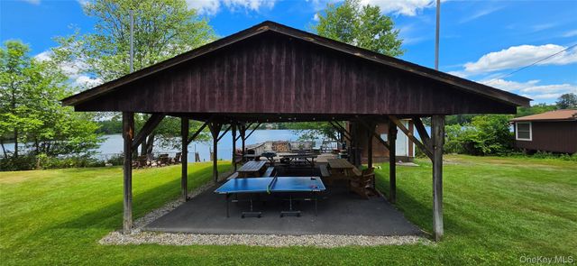 1192 State Route 52 2 A, Loch Sheldrake, NY 12759