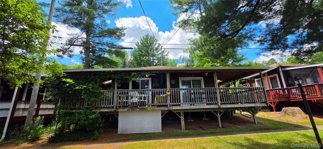 1192 State Route 52 2 A, Loch Sheldrake, NY 12759